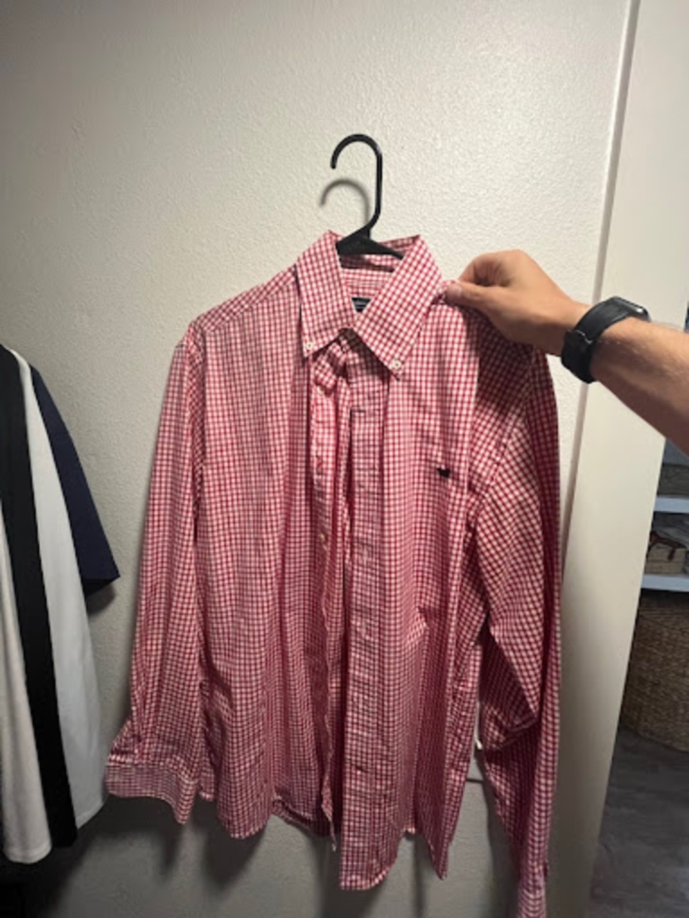 Southern Marsh Men’s Wrinkle Free Gingham Button Down Shirt - Red & White - M